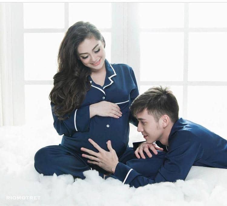 Instagram @celine_evangelista