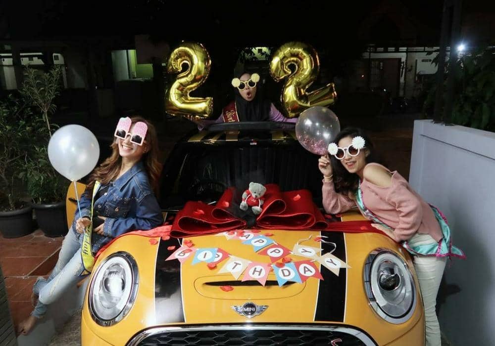 instagram.com/riaricis1795