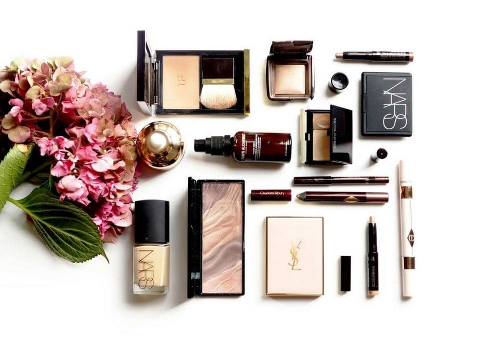 Dok. barelytherebeauty.com