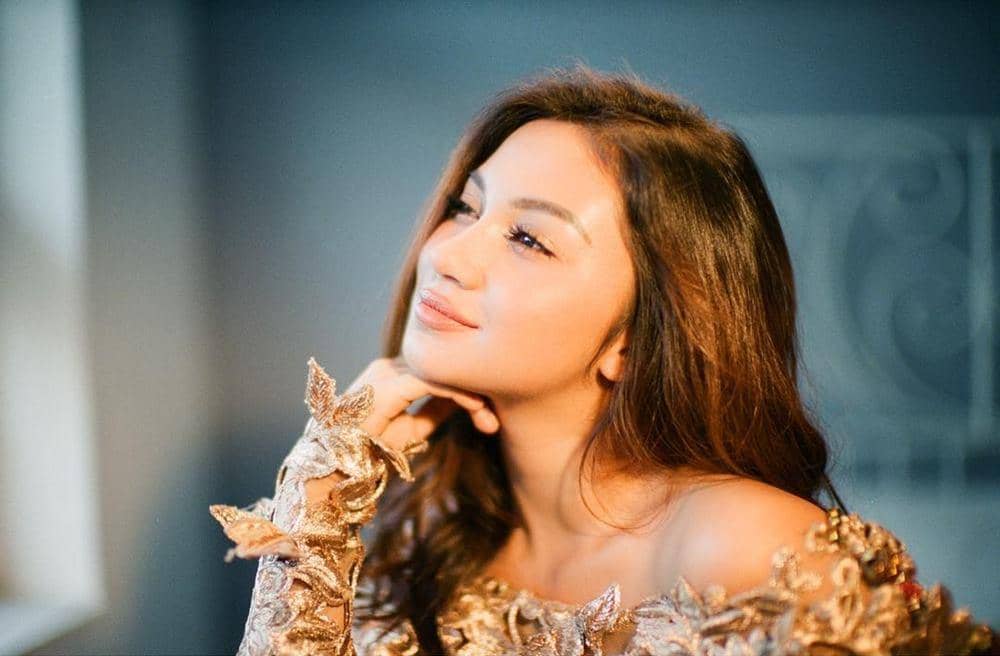 Instagram @arieltatum