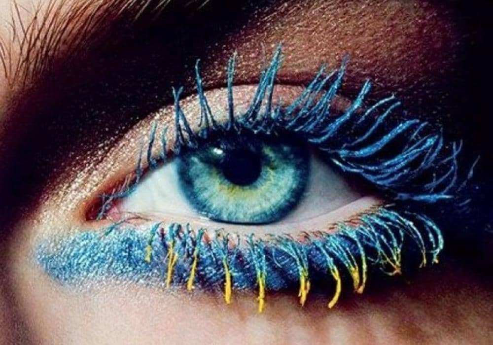 Dok. Pinterest/ Chanel Makeup Summer 2013