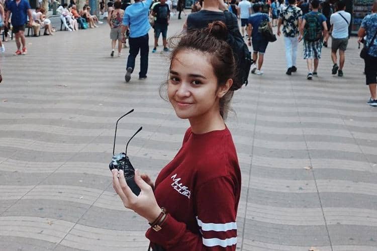 Instagram: @michelleziu