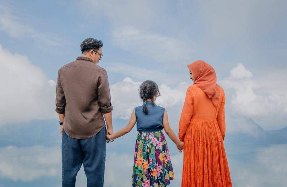 Instagram @laudyacynthiabella