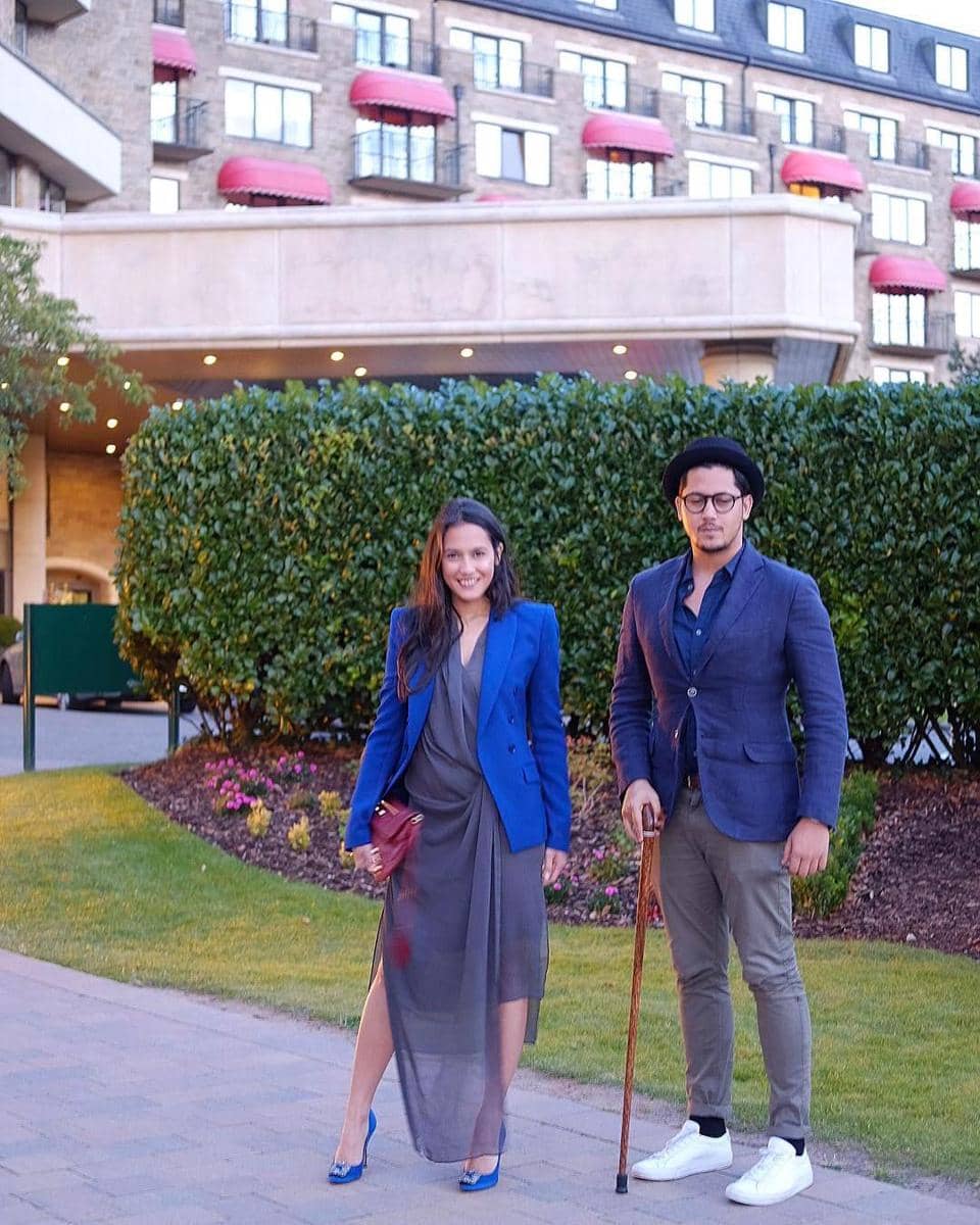 Instagram: @pevpearce