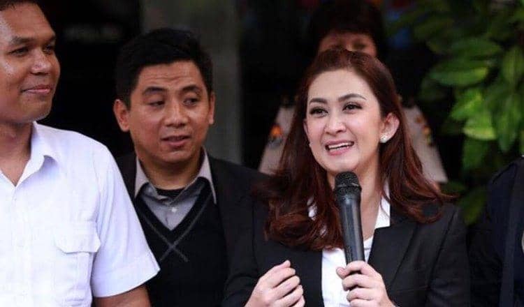 Instagram @nafaurbach