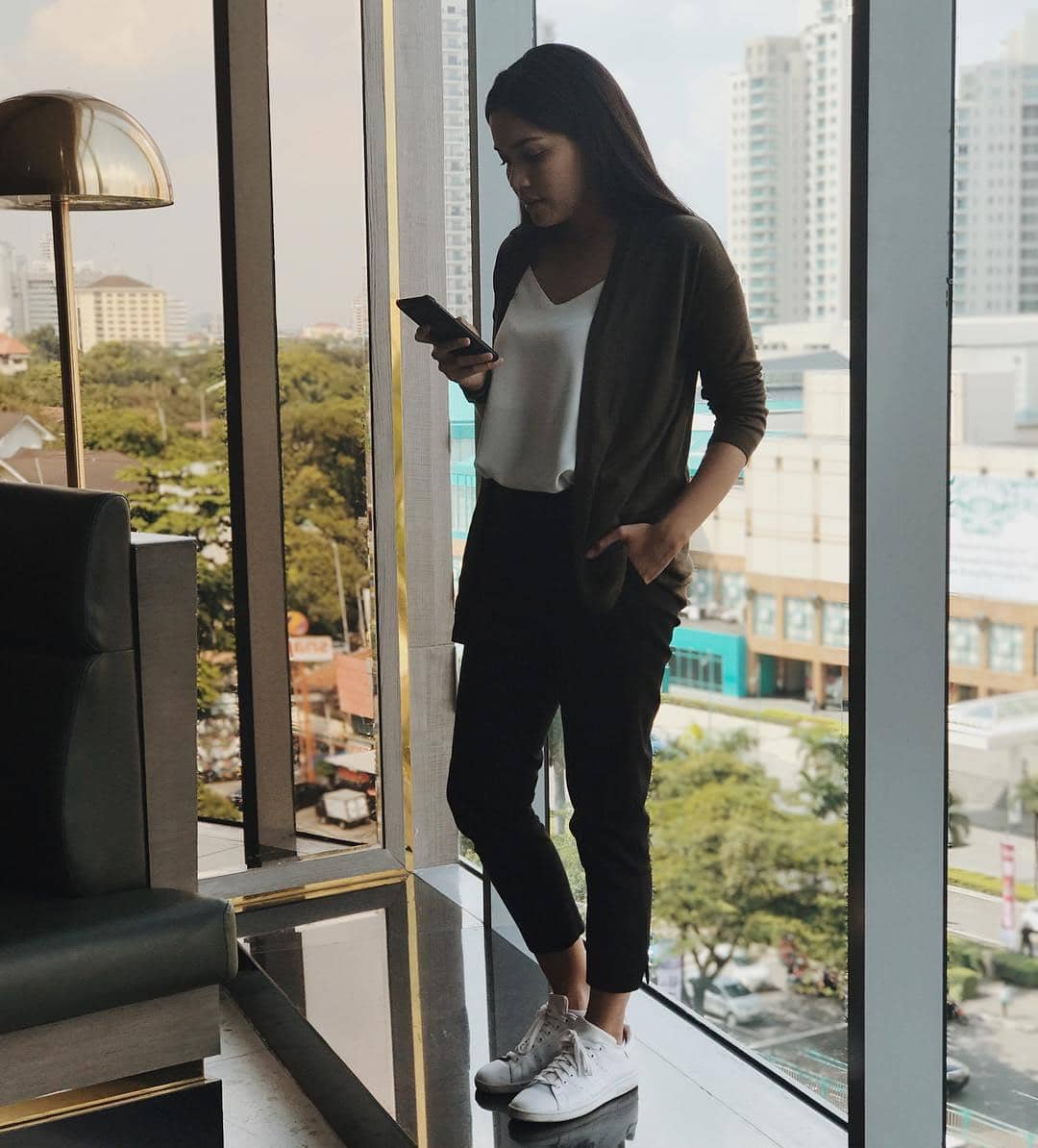 Instagram: @alexandra.asma