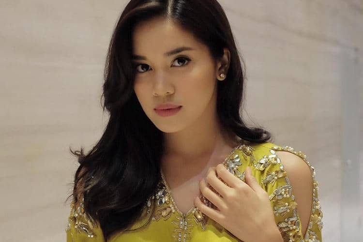 Instagram: @alexandra.asma