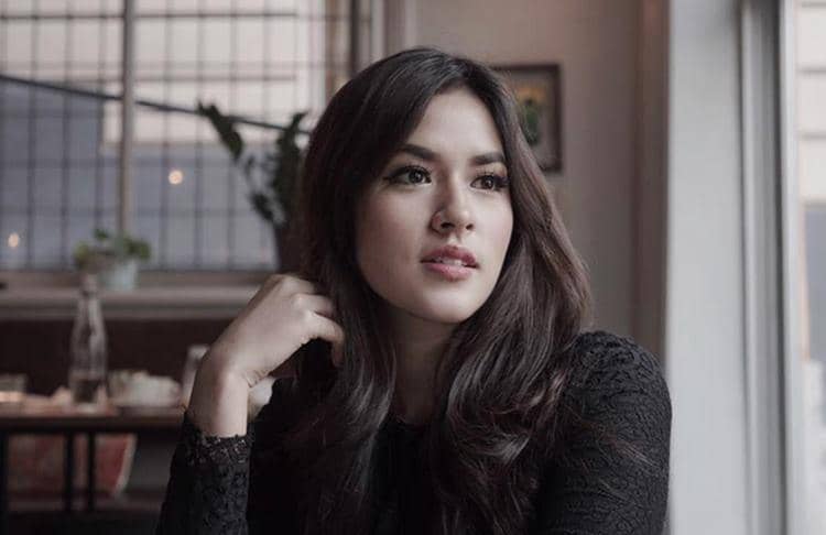 Instagram @raisa6690