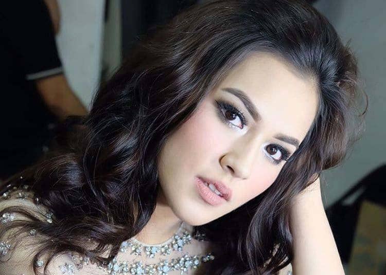 Instagram @raisa6690