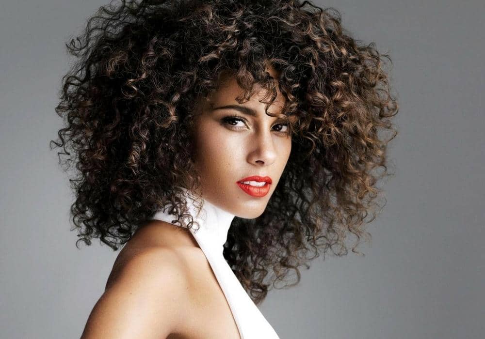 Dok. musictomyhair.com