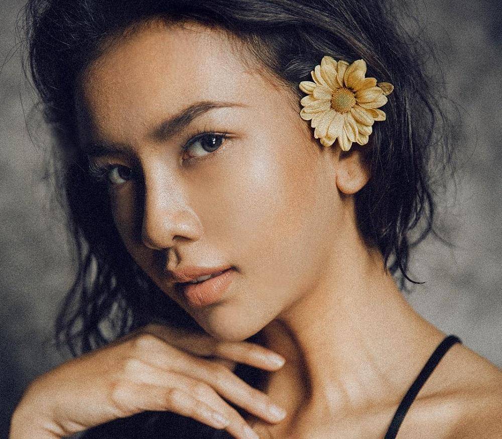 www.instagram.com/dearizkita
