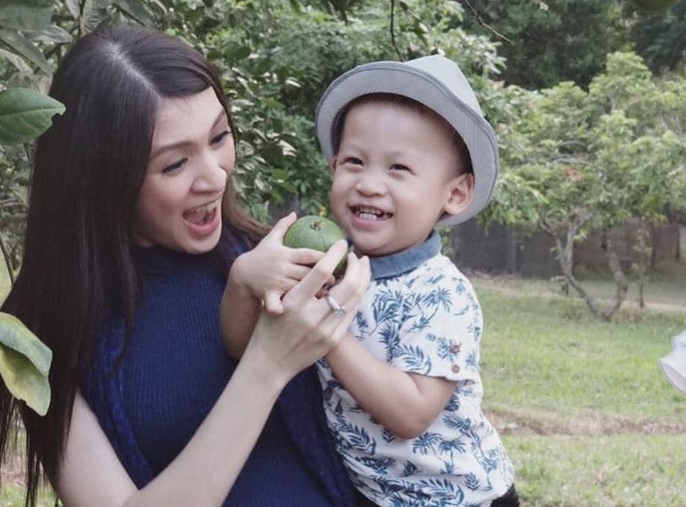 Instagram @donitabhubiy