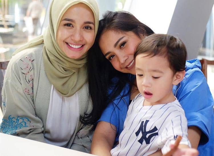 Instagram @laudyacynthiabella