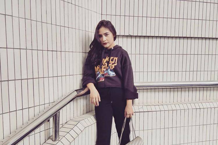 Ini Tips Mix N Match Biar Gaya ke Kampus Makin Keren