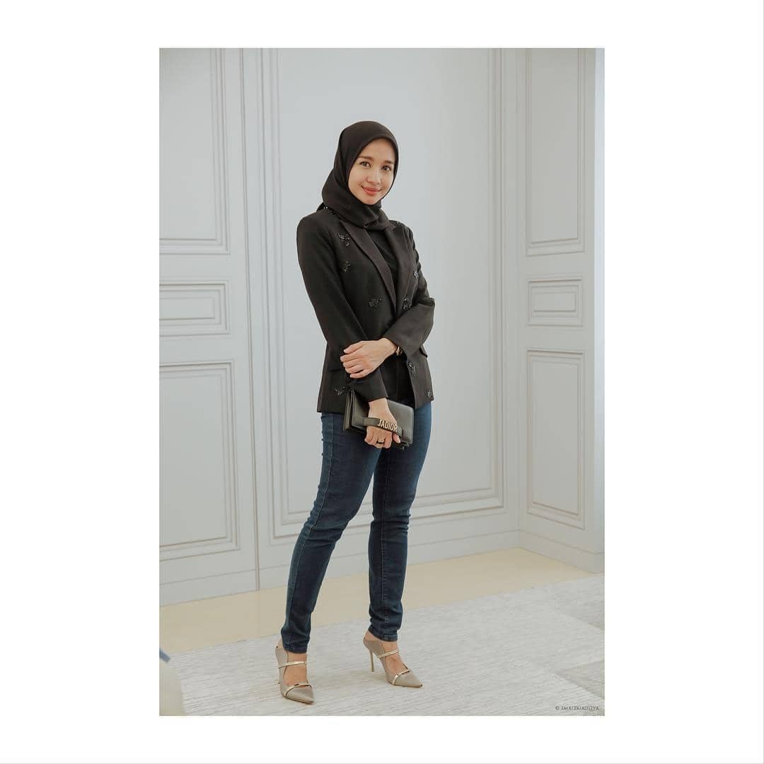 Instagram: @laudyacynthiabella