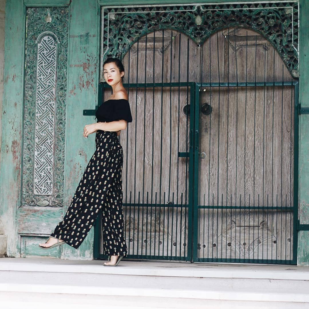 Instagram: @jenniferbachdim