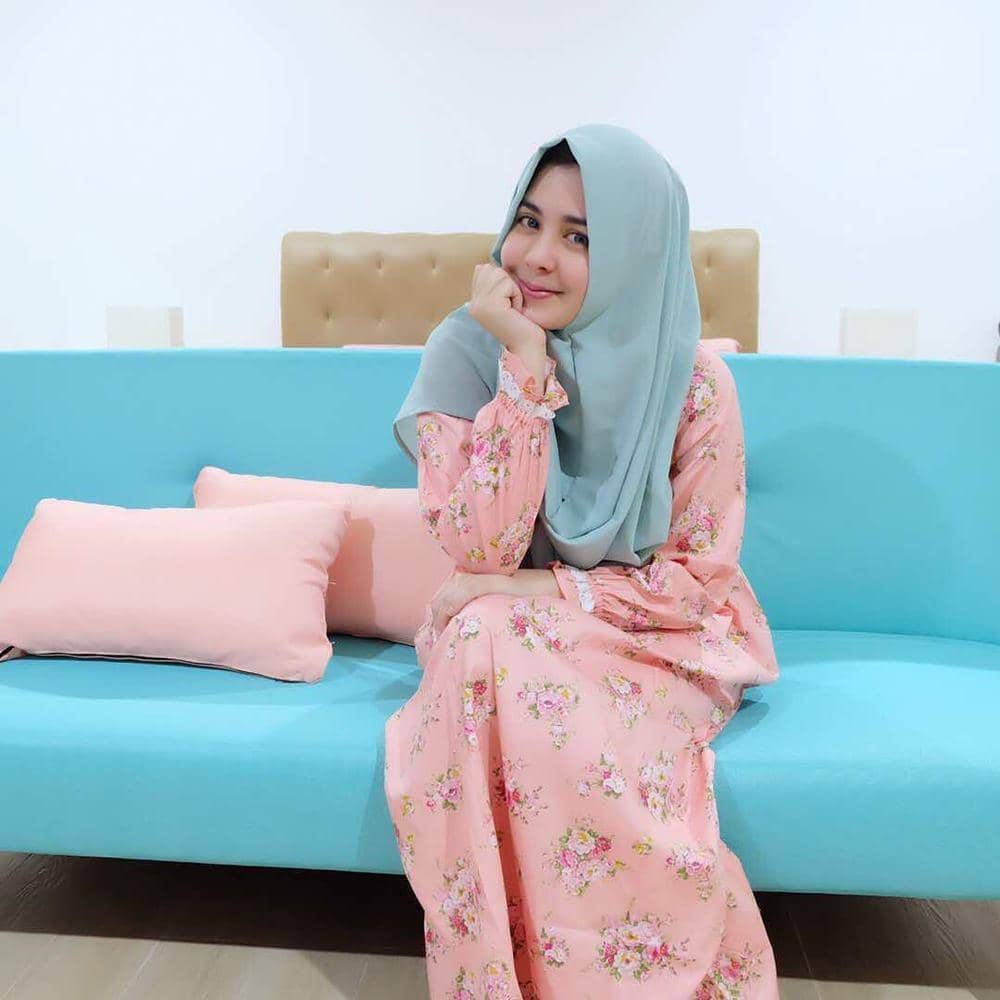 Instagram @ristytagor