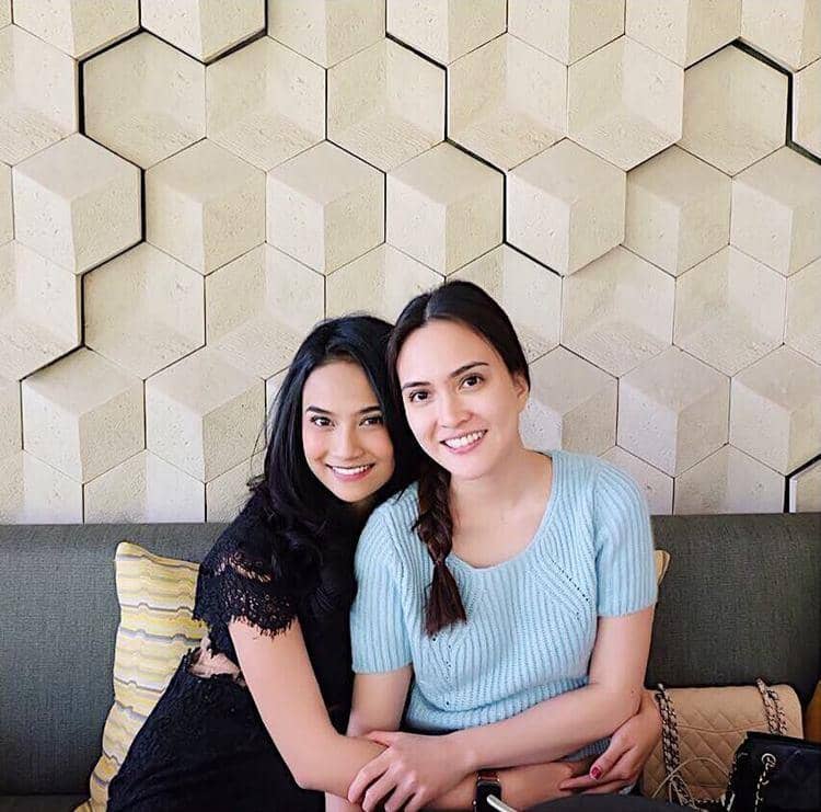 Instagram @vanessaangelofficial