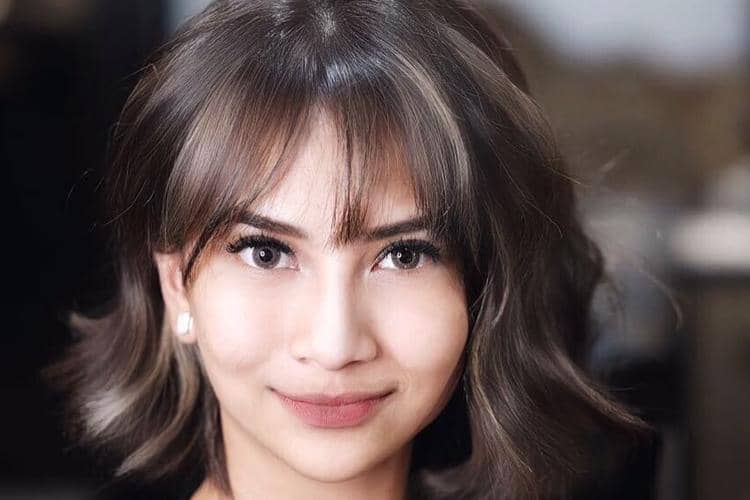 Instagram: @vanessaangelofficial