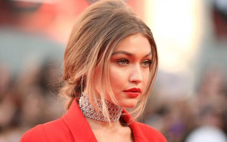 ISIS Serang New York, Gigi Hadid Marahi Jurnalis Investigatif Ini