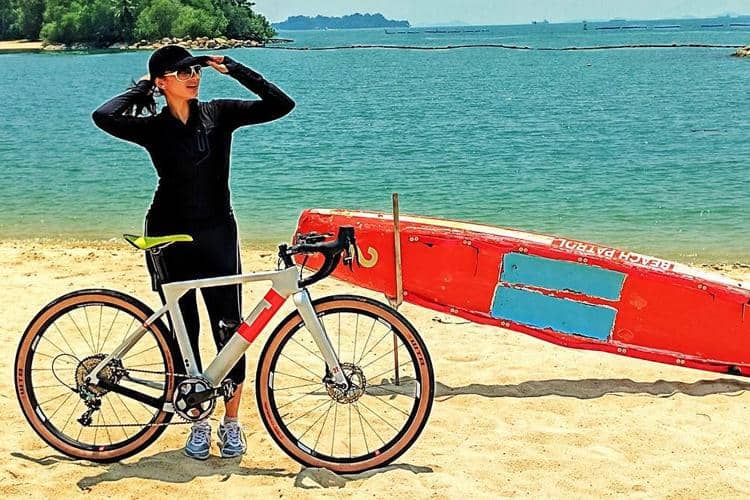 Instagram: @tatacahyani