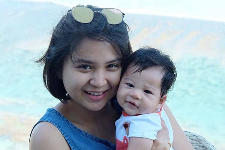 Instagram: @putrititian