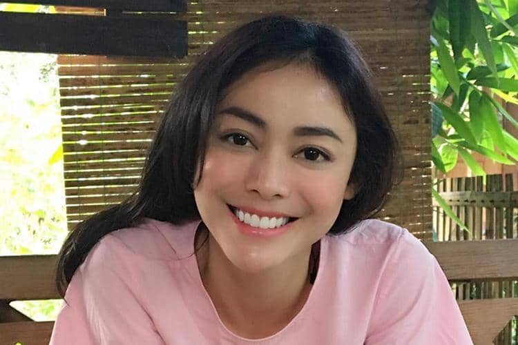 Instagram: @whulandary