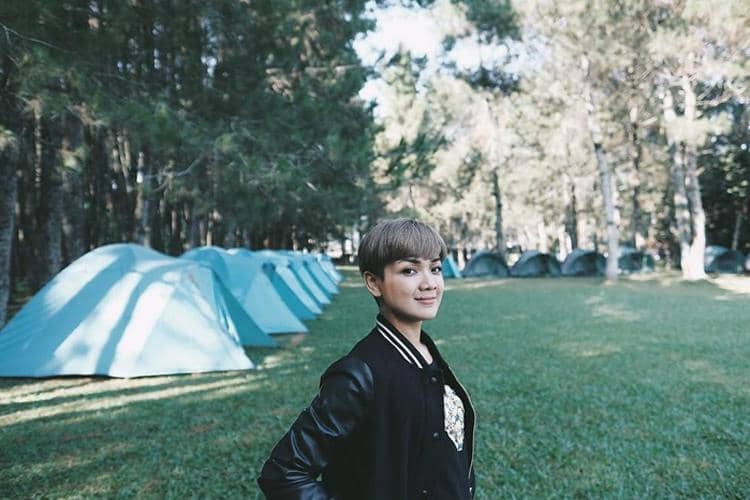 Instagram: @nirinazubir_