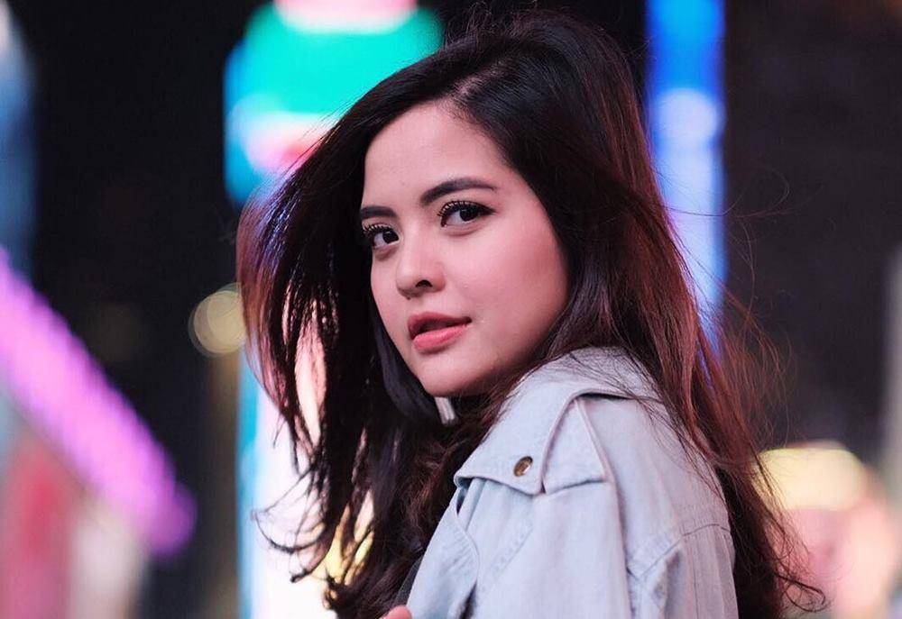 Ini Dia 5 Artis Muda yang Menjalin Hubungan LDR