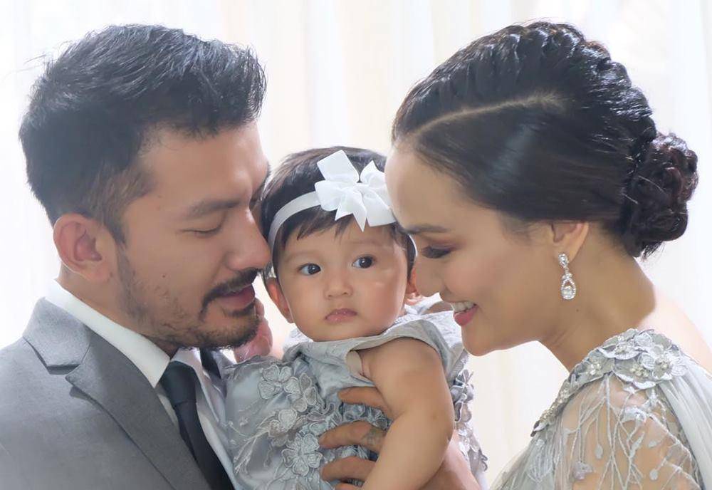 Ini Alasan Atiqah Hasiholan Berhenti Syuting Pasca Melahirkan