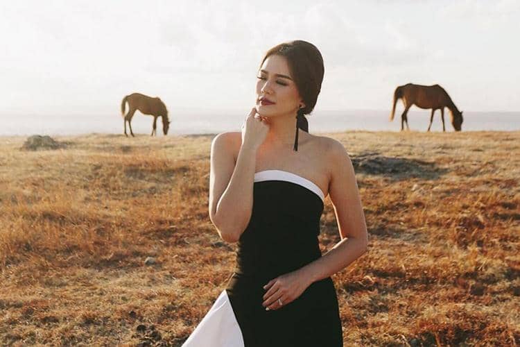 Instagram: @deasypriscilla