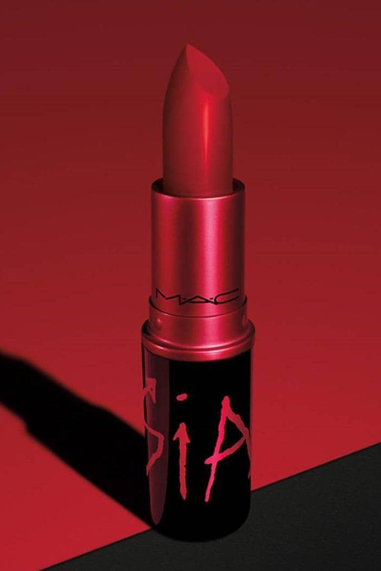 Instagram: @maccosmetics