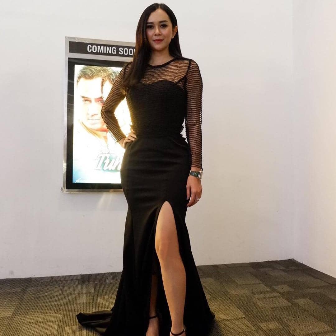 instagram.com/Aurakasih