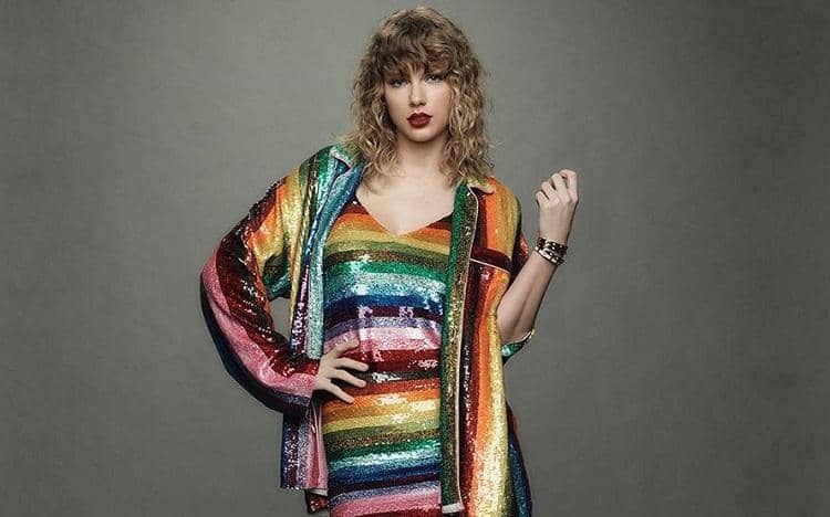 www.instagram.com/taylorswift