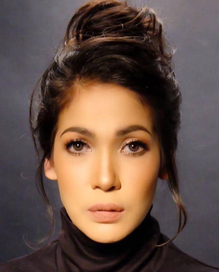 Instagram.com/mieke_amalia