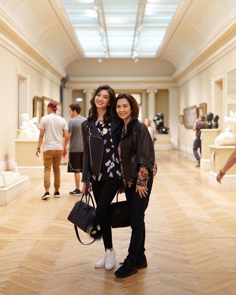 Instagram.com/ralineshah