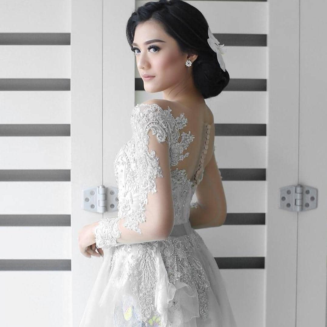 Instagram.com/AnissaAziza