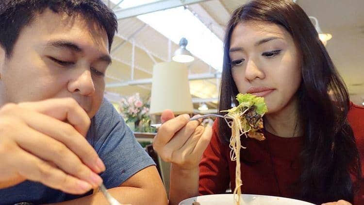 Instagram.com/anissaaziza