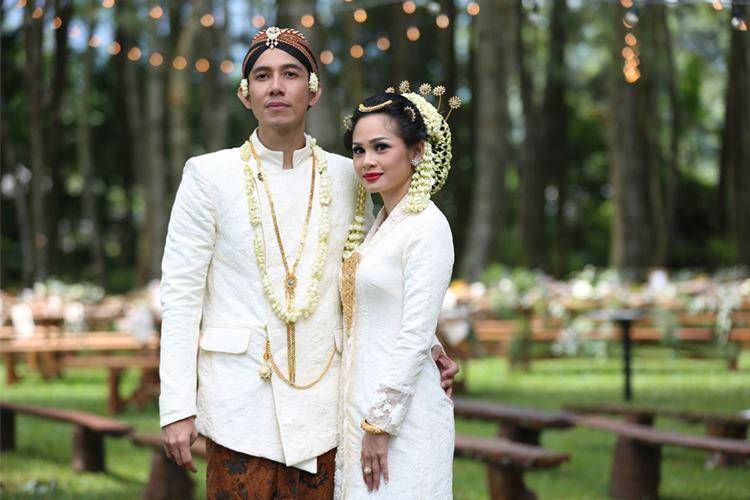 5 Artis yang Menikah dengan Mahar Sangat Murah