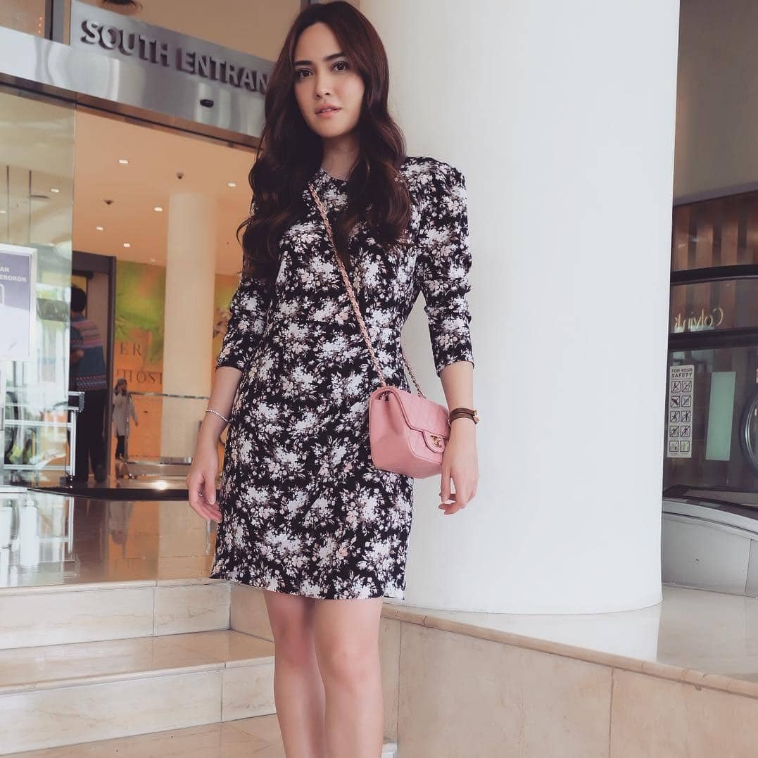 Instagram.com/shandyaulia