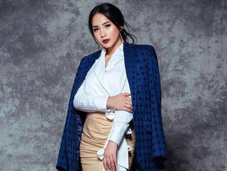 Instagram.com/raffinagita1717/Karina Yasmine