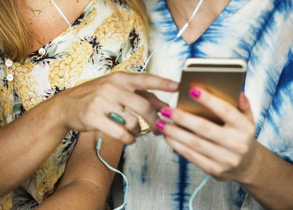 Unsplash.com/rawpixel.com