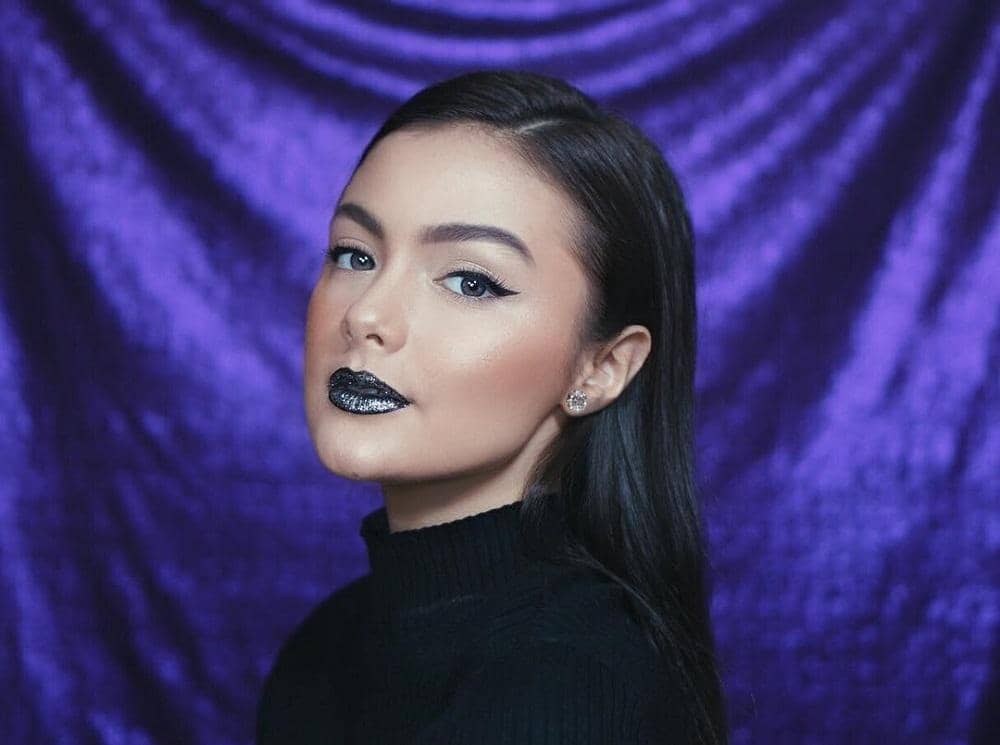 instagram.com/amandarawles