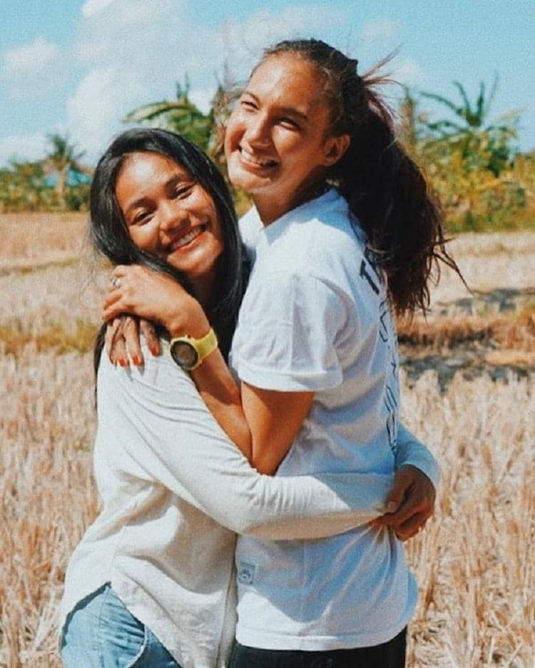 instagram.com/wulanrussell