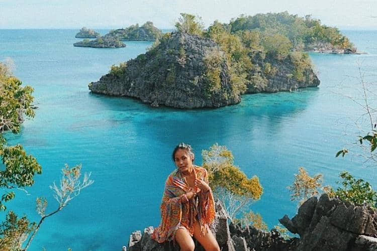 instagram.com/wulanrussell