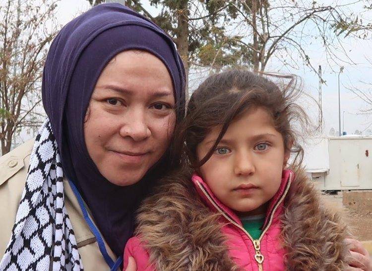 Ini Hal yang Perlu Kamu Pertimbangkan Sebelum Mengadopsi Anak