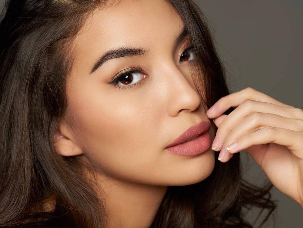 instagram.com/manodelia