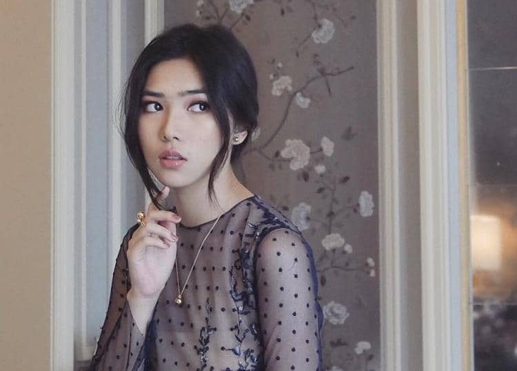 instagram.com/isyanasarasvati