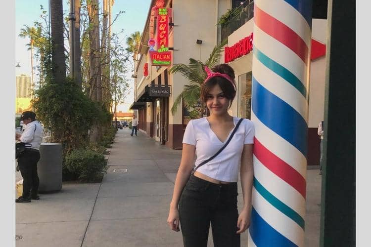 Instagram.com/@vaneshaass