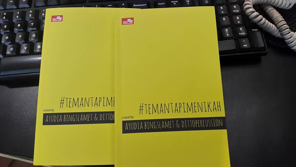 Twitter.com/ozradiojakarta